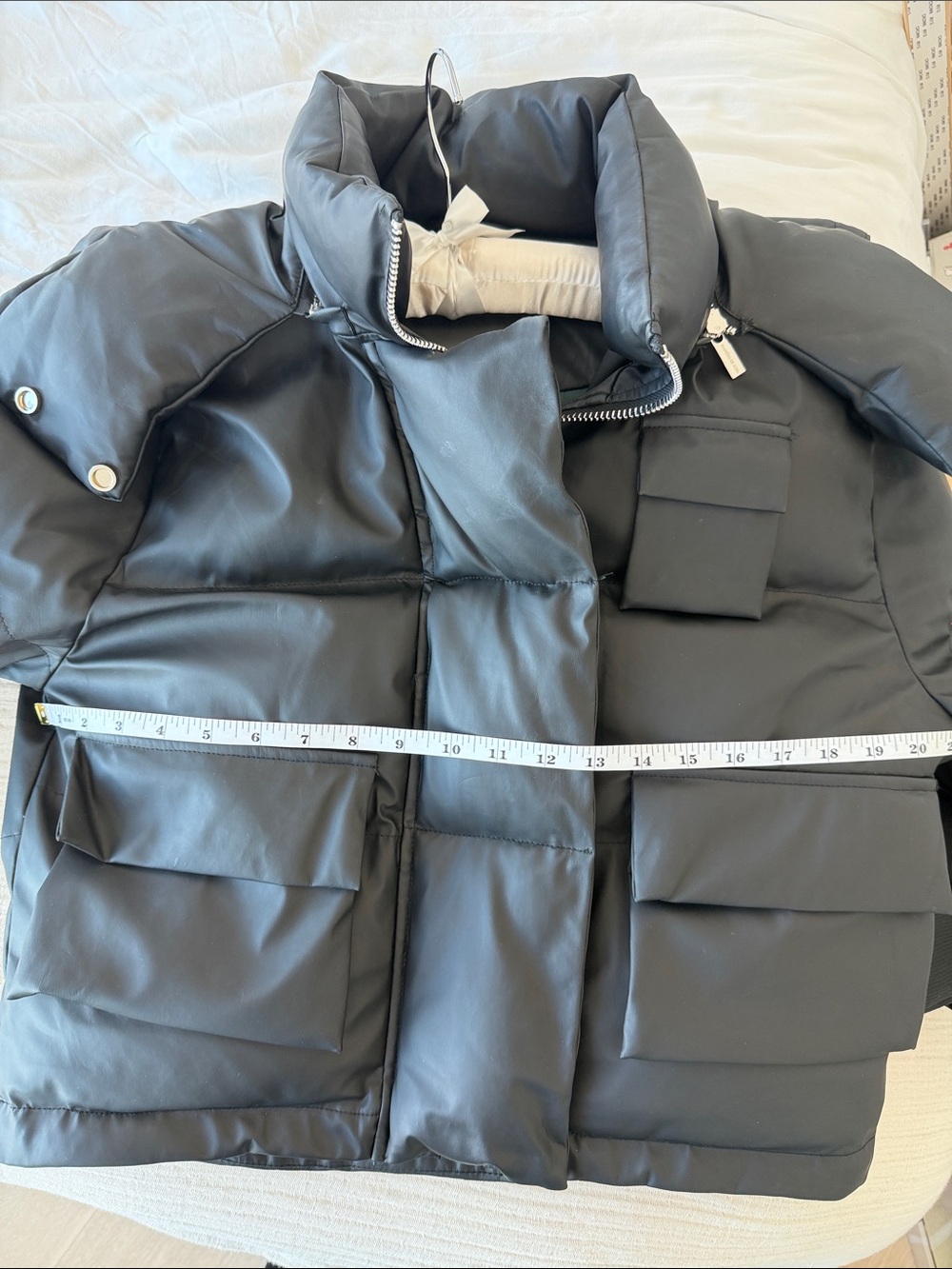 Maniere De Voir Black Cropped Puffer Jacket with Removable Hood S (UK 8) - Picture 9 of 11